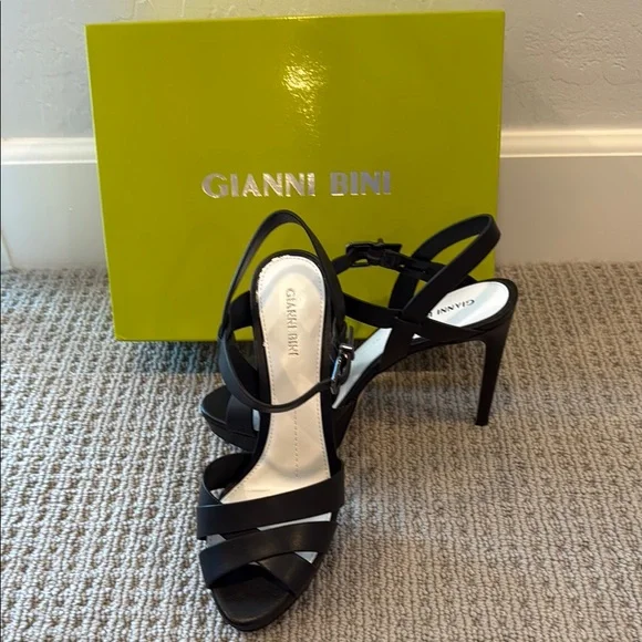 Gianni Bini Black Leather Stiletto Heels - Picture 3 of 10